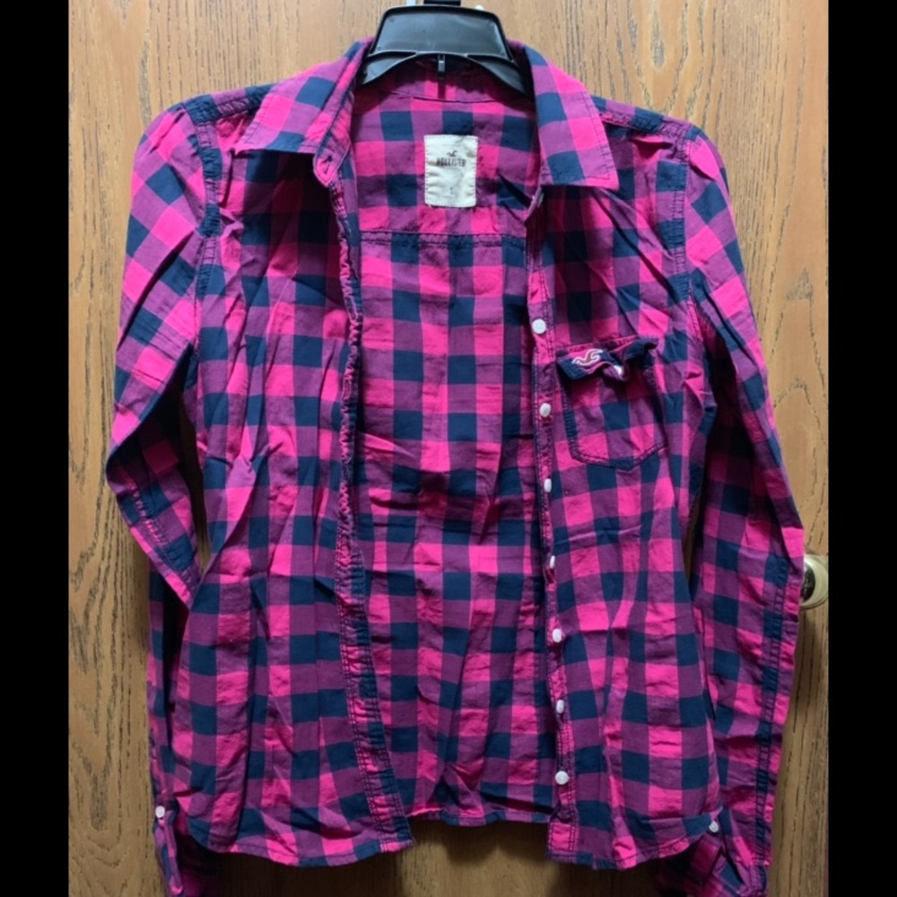Hollister checkered button up top